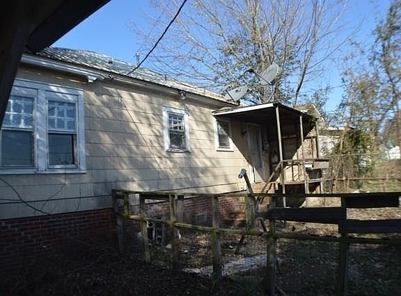 5th image of 910 S Mekusukey Ave