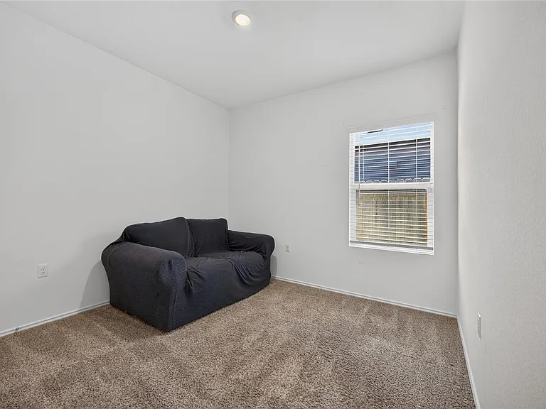 2521 Forgtemenot Ln — Photo 16