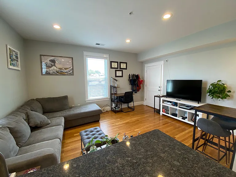 405 S Huntington Ave #2R — Photo 42