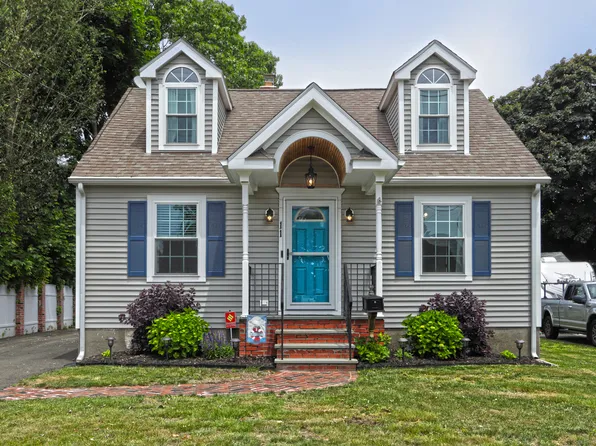 11 Bertrose Avenue, Milford, CT 06460