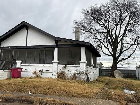 3rd image of 312 Greer Ave