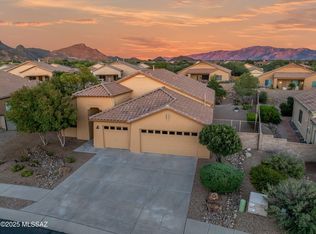 12898 N Cenozoic Dr, Marana, AZ 85658