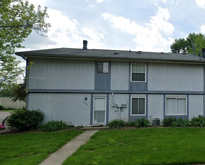 1st image of 3248 Lupine Dr