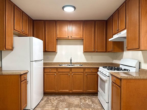 3rd image of 789 Calla Ave APT A