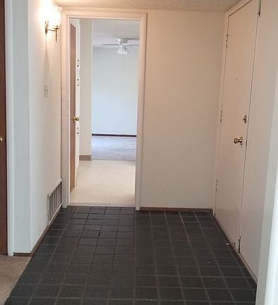 4th image of 2817 Conbar Ct