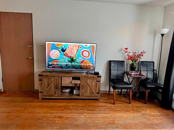 Large living room with lots of natural light!