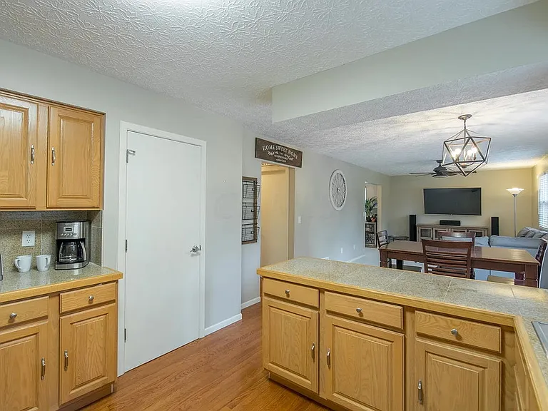 6887 Running Deer Pl — Photo 9