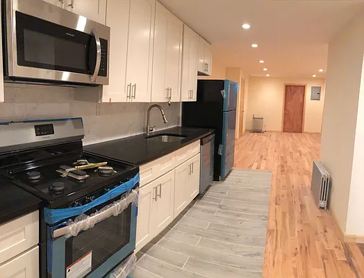 Rented by Sharpstone Realty LLC | media 18