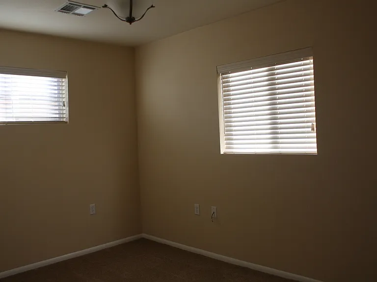 1421 S Reata Ave — Photo 9