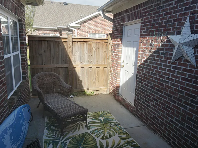 227 Hibiscus Way — Photo 13