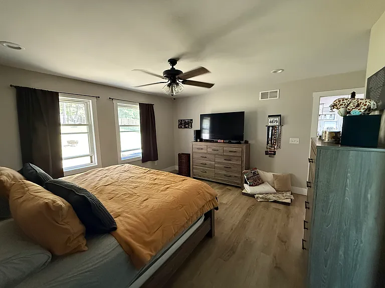 287 Hampton Rd — Photo 12