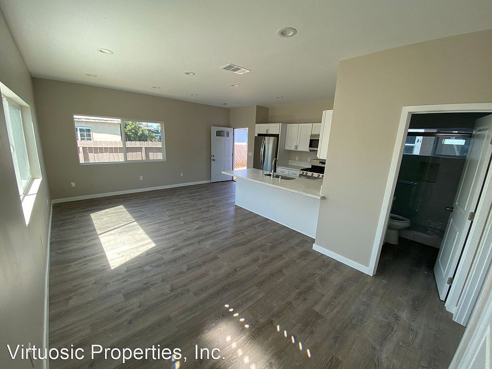 1st image of 5318-20 W Falls View Dr