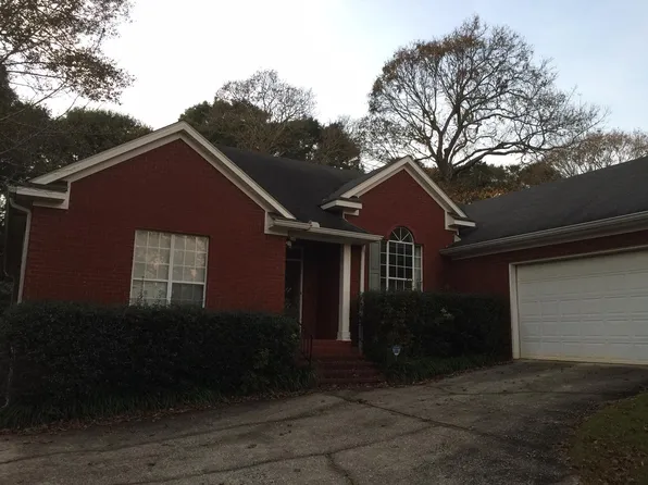 1650 Aden Rd, Mobile, AL 36695