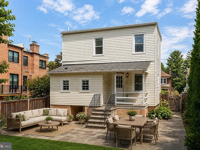 4226 Ellicott St NW — Photo 25