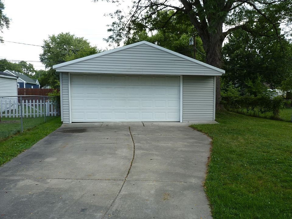 2nd image of 7267 Gulley St