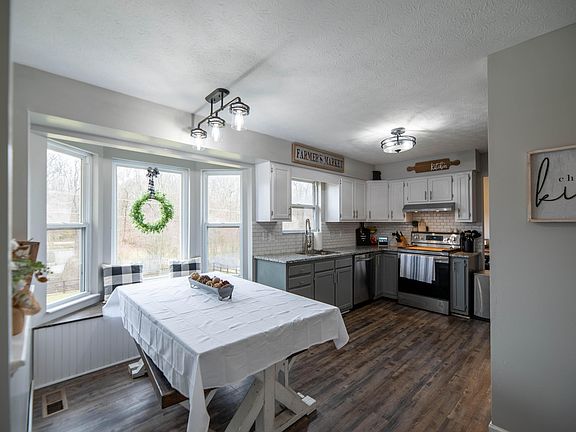 3rd image of 2069 Crown Vetch Dr