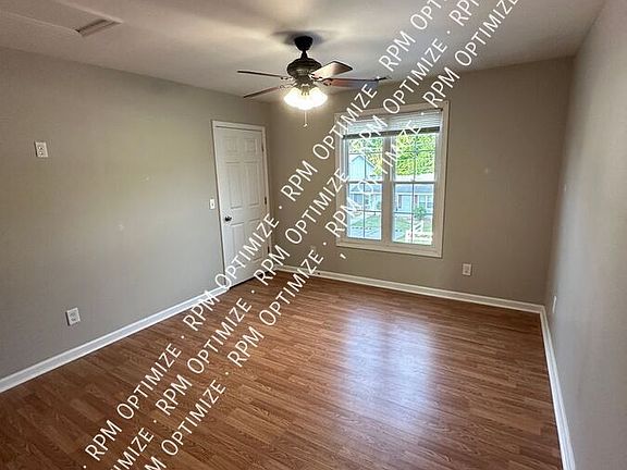 5th image of 644 Sheridan Pl #14