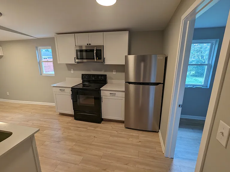 2315 Main St #2 — Photo 6
