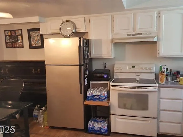 4667 Monterey Cir #2 — Photo 10