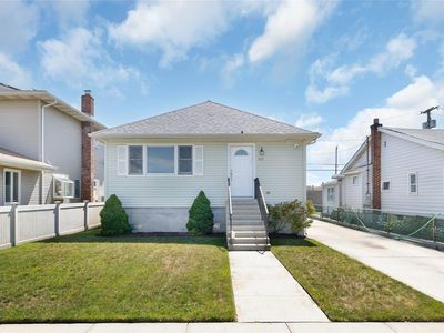 239 Quebec Road, Island Park, NY, 11558