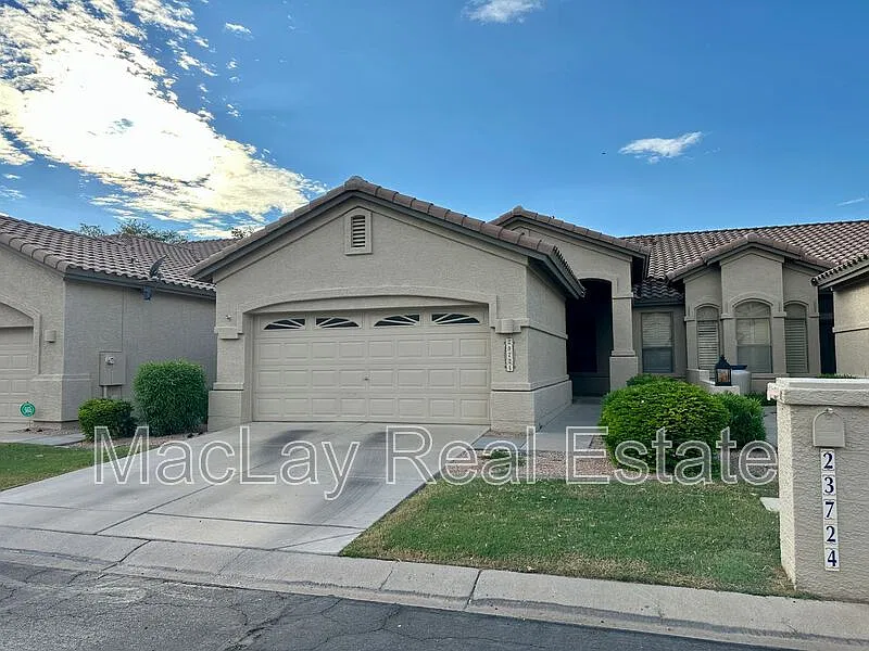 2 bed, 2.0 bath, 1500 sqft, $2,450 — Photo 3