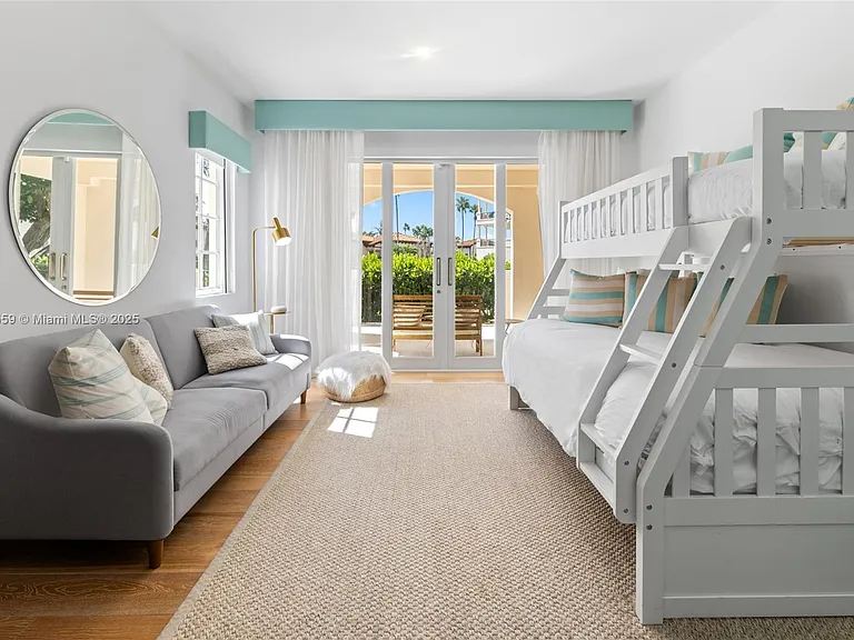 19216 Fisher Island Dr #19216 — Photo 33