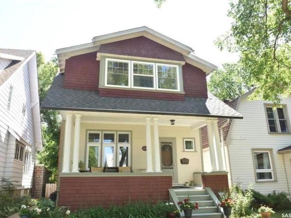 1073 2nd AVENUE NW, Moose Jaw, SK S6H 3A3