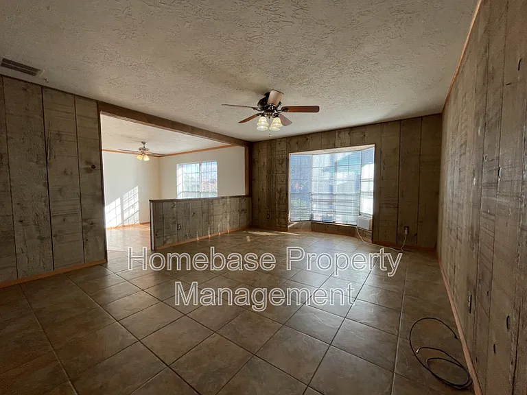 2600 Cliffside Dr — Photo 8