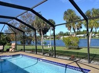 1460 Monarch Cir, Naples, FL 34116