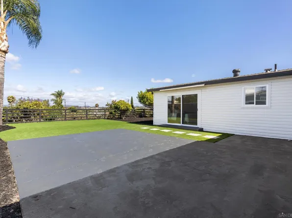 2846 Cedar Rd, Oceanside, CA 92056