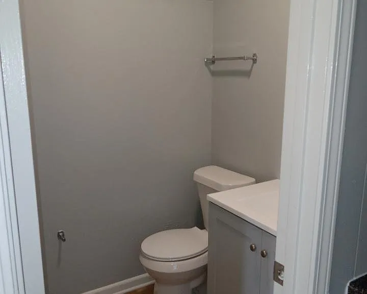 280 Medical Dr — Photo 21