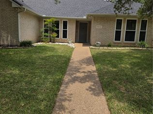 5901 Sheffield Terrace Ln, Bryan, TX 77802