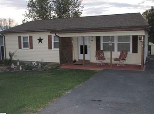 44 Kendrick Ave, Verona, VA 24482