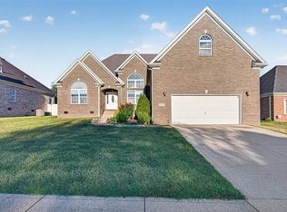 2712 Ashgate Dr, Bowling Green, KY 42104