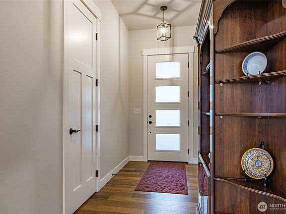 4th image of 2202 Berryman Loop