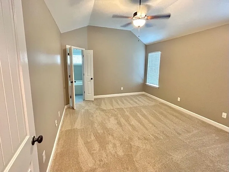 8136 Maywood Dr — Photo 5
