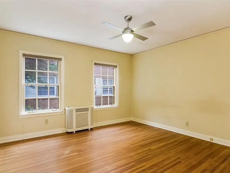 2306 Kendall Ave — Photo 9