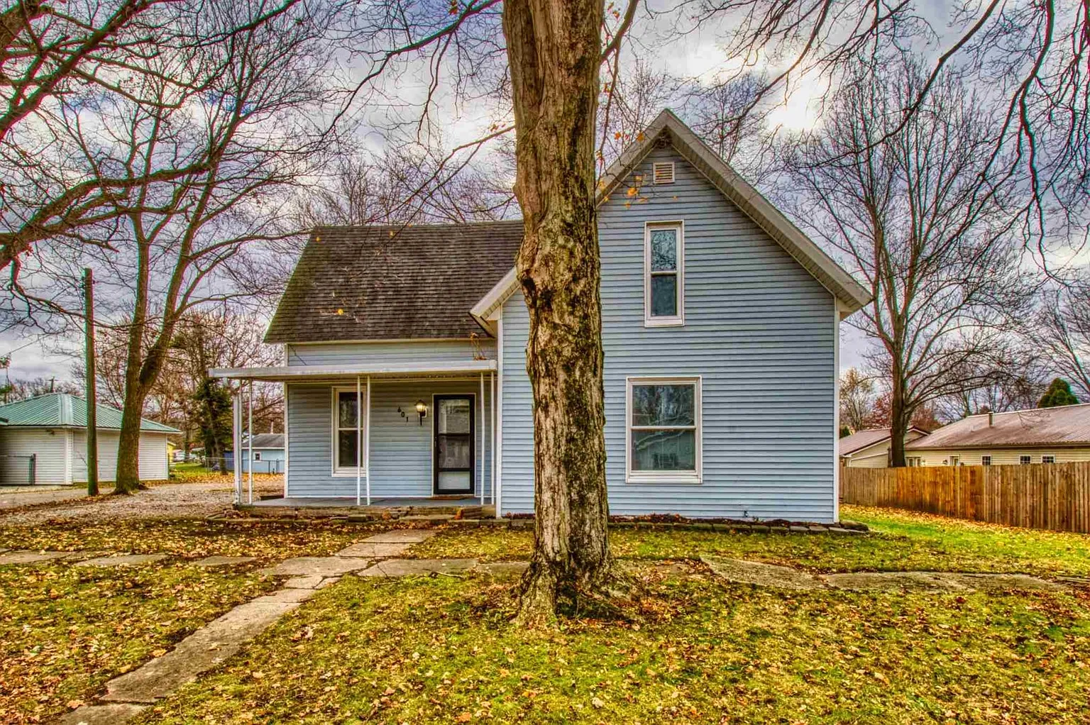 601 W Catholic St photo 1
