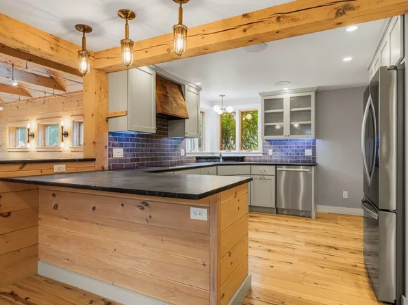 34 River Street, Exeter, NH 03833