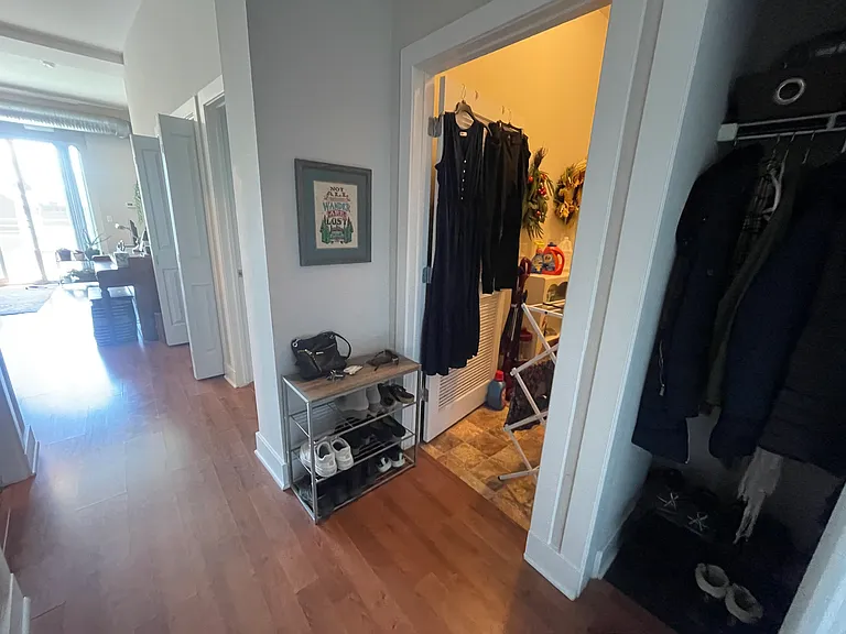 2000 N Milwaukee Ave #204 — Photo 8