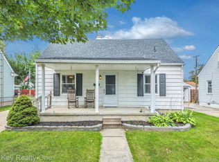 918 Winston Dr, Monroe, MI 48161