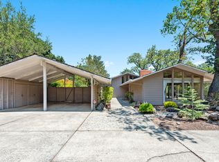 16311 Oakhurst Dr, Monte Sereno, CA 95030