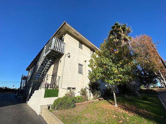 3rd image of 5465 Alvern Cir #5471