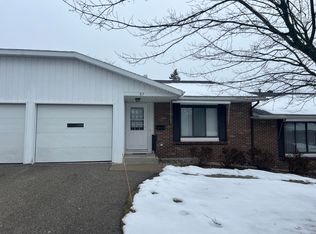230 S State St APT 87, Zeeland, MI