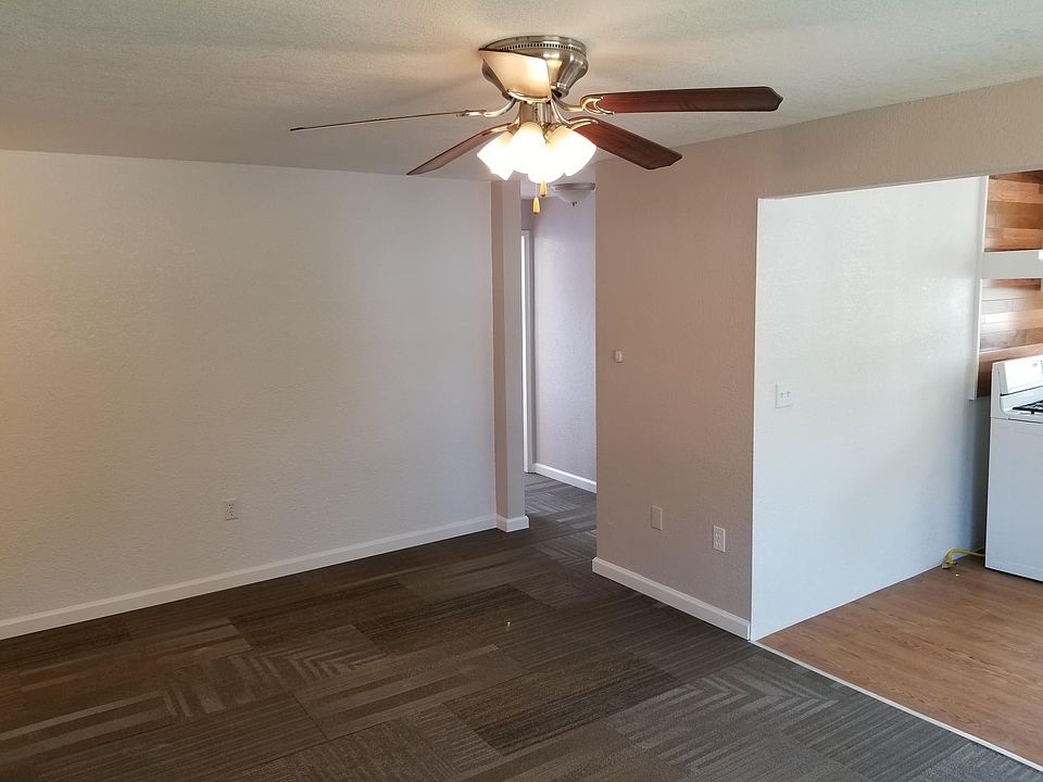 2nd image of 85 Pennsylvania Ave APT 3A