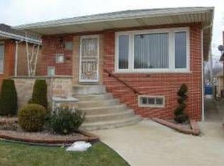 2945 W 82nd St, Chicago, IL 60652
