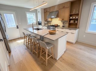 122 W 7th St #E, Boston, MA 02127
