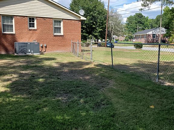 5th image of 100 Ashton Drive