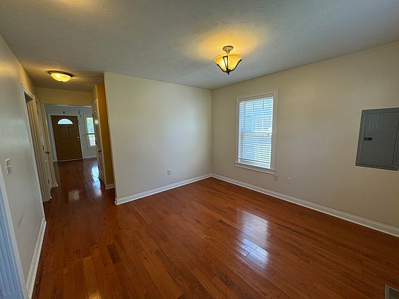 5th image of 1938 Park Ave