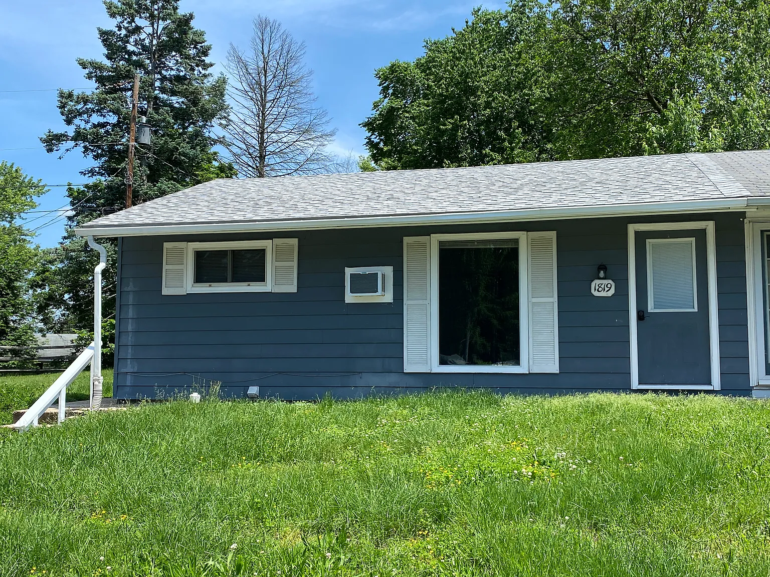 2 bed, 672 sqft, $1,295 — Photo 1